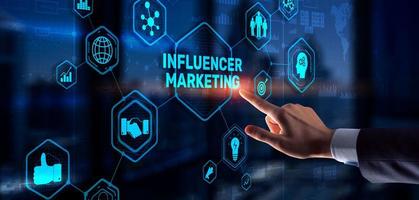 💡 Chiến Lược Làm Influencer Marketing Tại Việt Nam Hiệu Quả Cho Doanh Nghiệp Nhỏ 2025