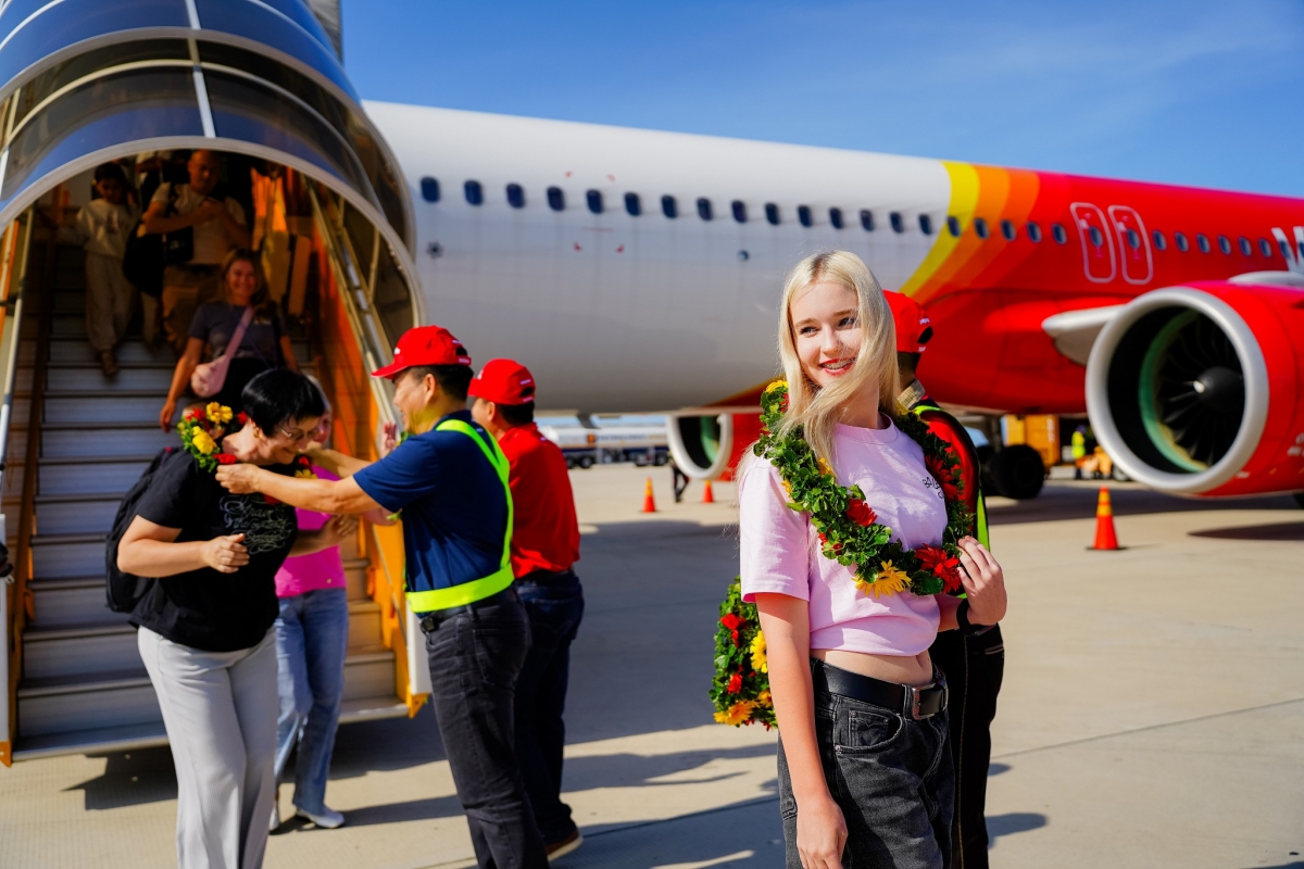 Khách Nga đến Việt Nam du lịch 